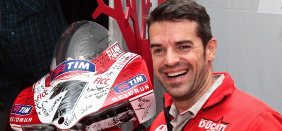 <b>Carlos Checa</b> announces his retirement from motorcycle racing - 0365_p14_checa_ambience_big