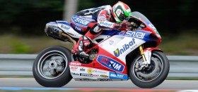 Giugliano from Smrz in first Brno session