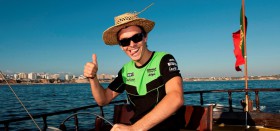 Thumbs up for Baz's 2013 season in Kawasaki