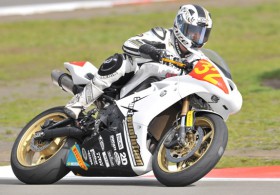 Moser holt sich auch die Pole in der STK600