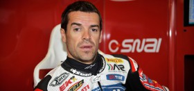 Carlos the top man before British weather intervenes