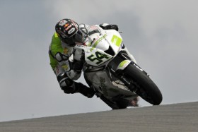Sofuoglu startet nach Test an der Spitze