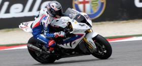 Melandri draws an early line in the sand