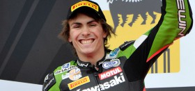 Loris Baz joins official Kawasaki squad