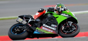 Sykes heads combined qualifying