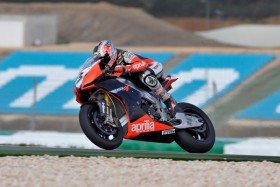 Aprilia to fly high with Alitalia