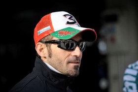 Biaggi zieht an Checa vorbei
