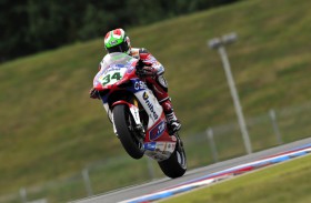 Sykes claims top starting spot in Tissot-Superpole