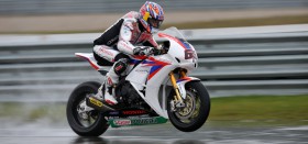 Rea overcomes hand injury to score popular Assen win