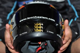 Haslam feuert Englands Fußballer an