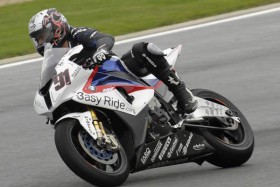 Sonnenschein begrüßt die neue WSBK-Ära