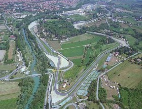 Biaggi und Aprilia haben alles in der hand
