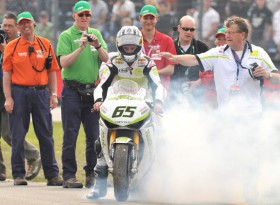 Rea feiert vollen Erfolg in Assen