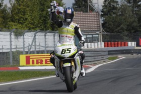 Honda Mann Rea siegt im 1. Lauf