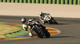Triumph ParkinGO Europa-Serie beginnt im März mit dem offiziellen Test in Valencia