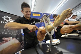 Michel Fabrizio cooking