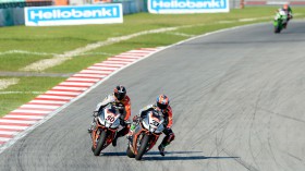 Melandri, Guintoli, Aprilia Racing Team, Sepang RAC2