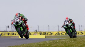 Tom Sykes, Jonathan Rea, Donington RAC2