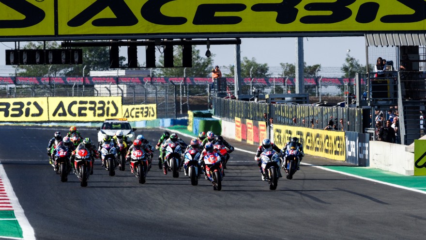 STK1000, Magny-Cours RAC