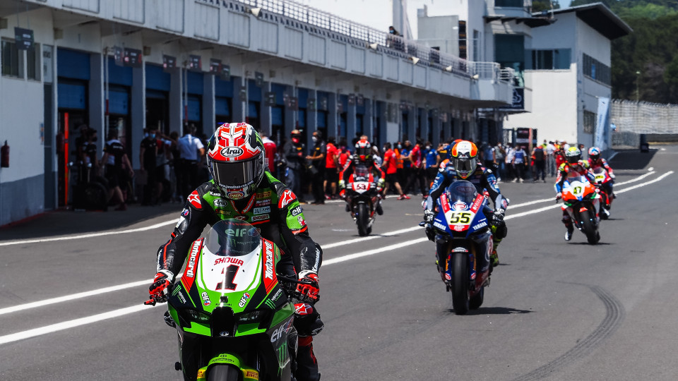 www.worldsbk.com