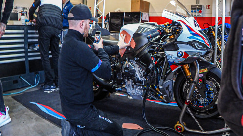 GALLERY: tech innovations on the BMW M 1000 RR!