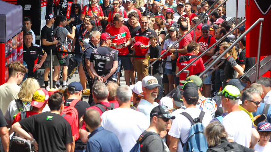 WorldSBK, Misano Paddock