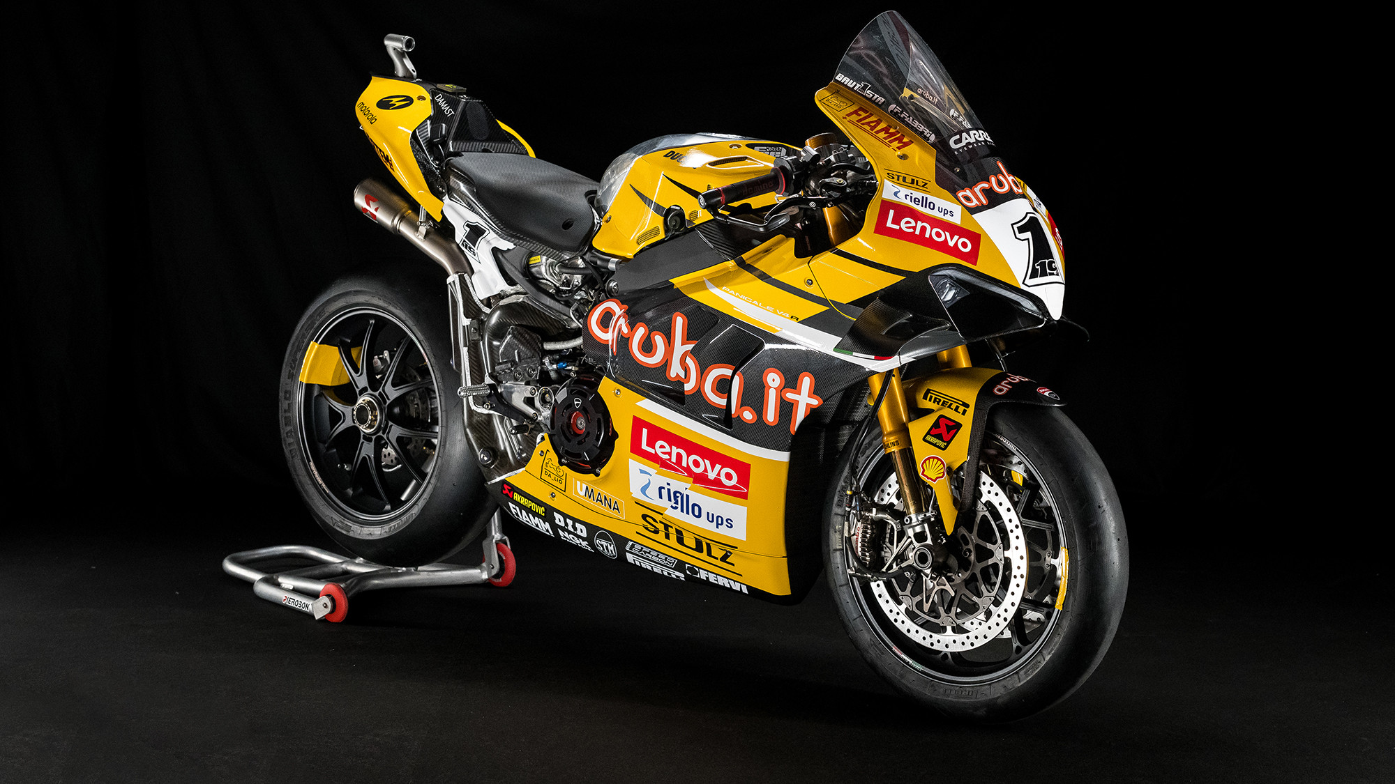 Vestindo amarelo” Ducati brilha no Mundial de Superbike