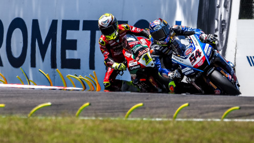 Toprak Razgatlioglu, Alvaro Bautista,, Imola RACE 1