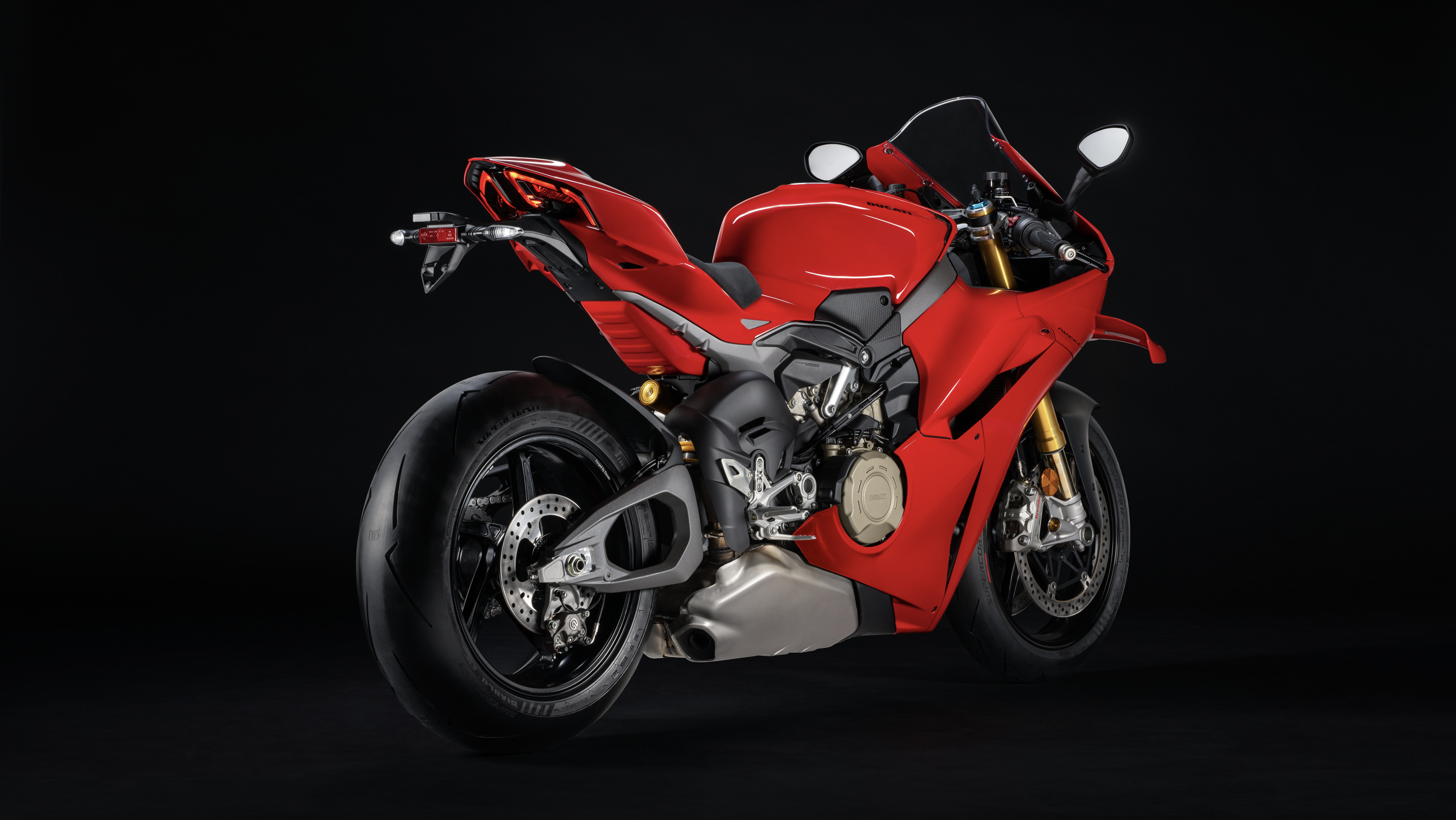 MY25_PANIGALE_V4S_02__UC662193_High.jpg