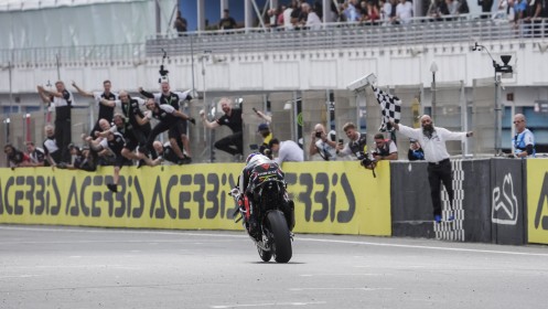 Toprak Razgatlioglu, ROKiT BMW Motorrad WorldSBK Team, Estoril RACE 1