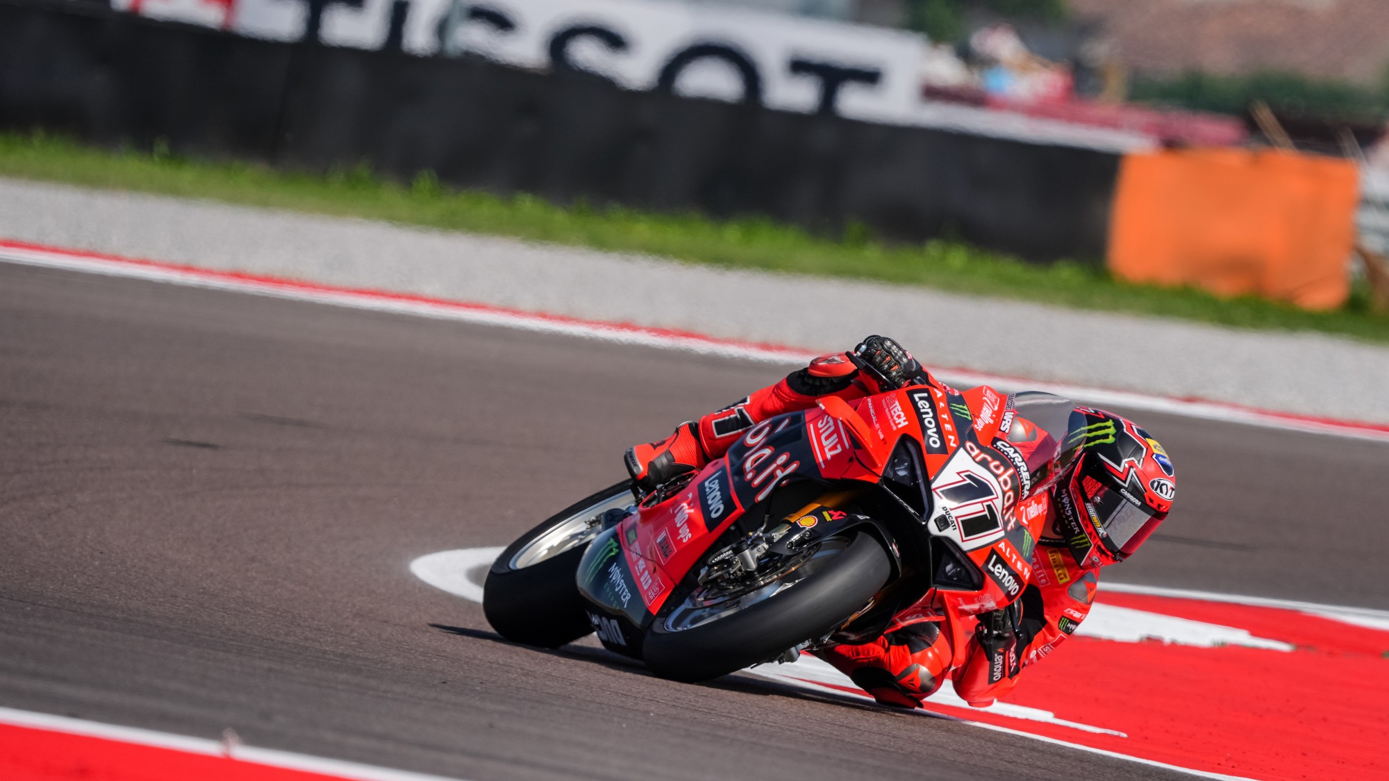 Bulega beats Petrucci and Razgatlioglu in FP1 at Cremona, ‘Petrux’ and Bautista among five crashers