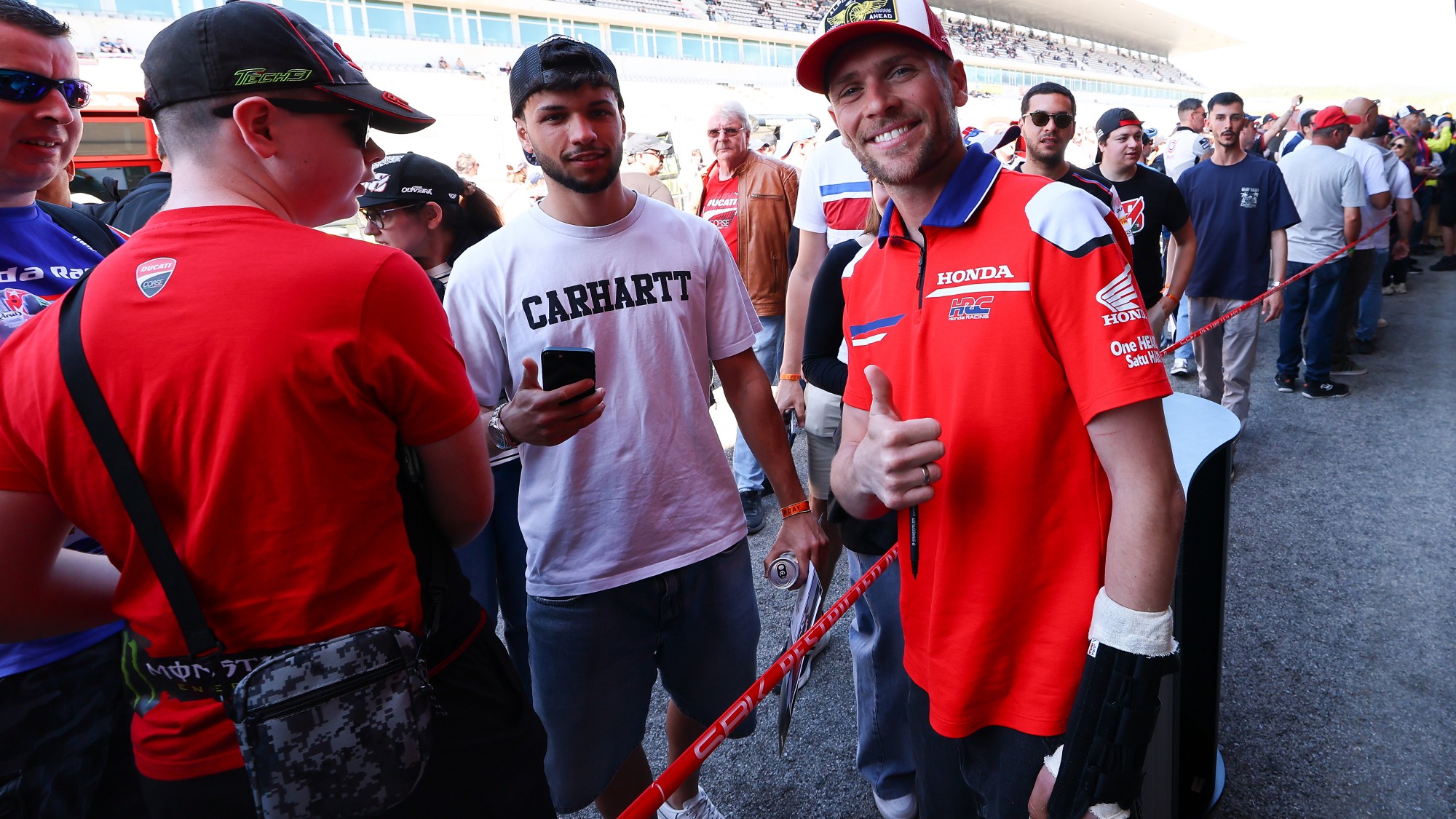 DIXON RECOVERY VLOG: "The surgeon said there were pieces of my scaphoid bone everywhere… I’ll be back to winning ways"