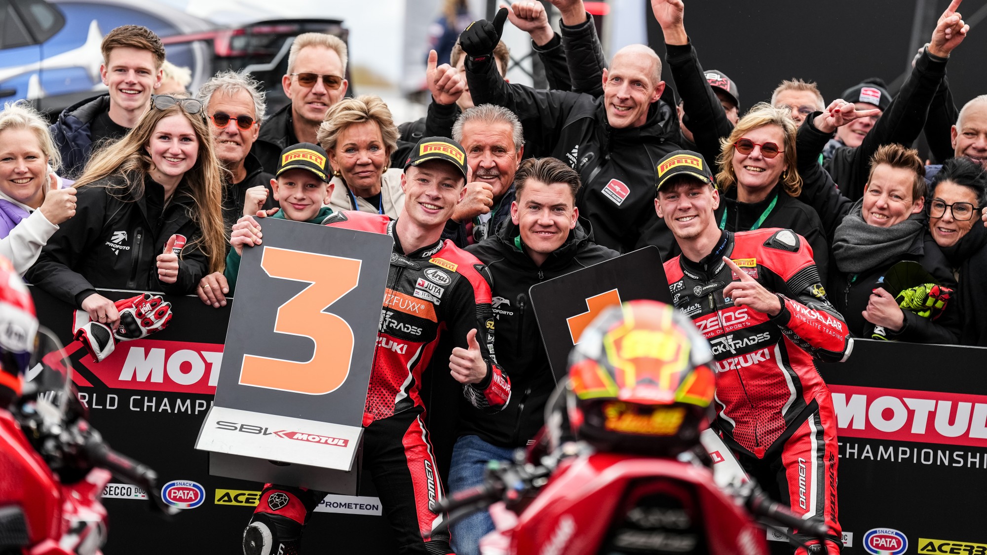 "I don’t have any words for this… amazing to get my first win" – Buis, Fleerackers on Assen success